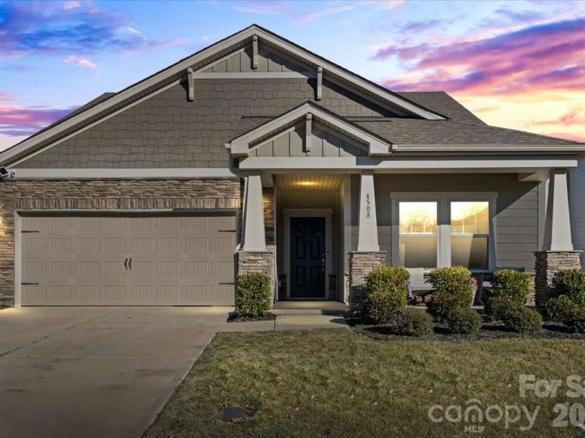 4508 Woodgreen Avenue, Kannapolis, NC 28081.  MLS# CAR4344669, YatesRealty ID 19917. 