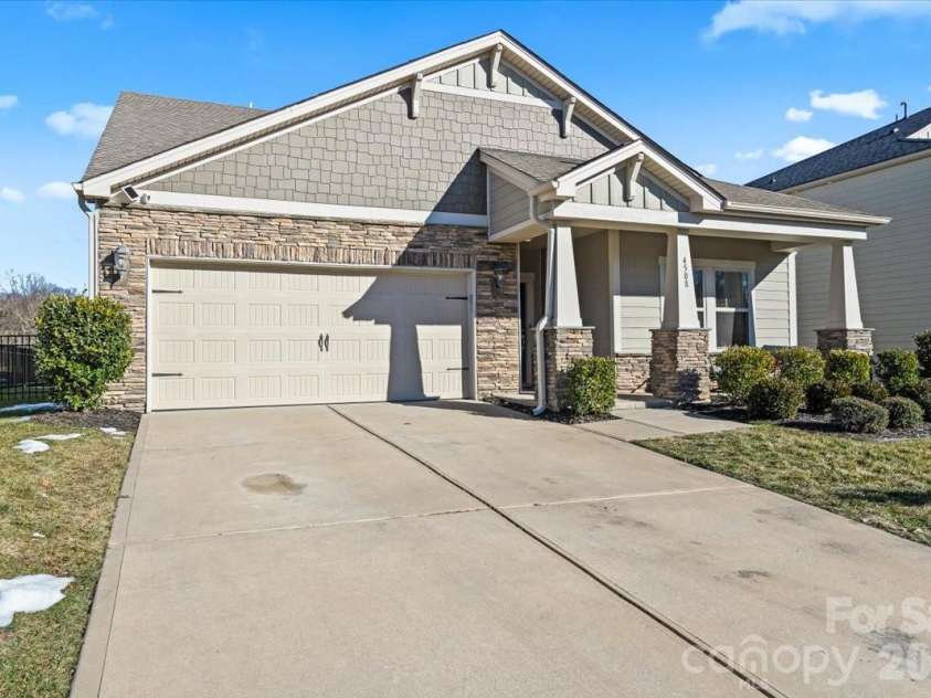 4508 Woodgreen Avenue, Kannapolis, NC 28081.  MLS# CAR4344669, YatesRealty ID 19917. 