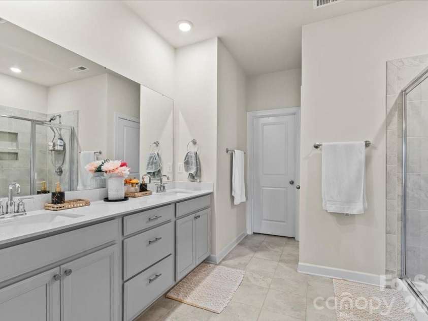 4508 Woodgreen Avenue, Kannapolis, NC 28081.  MLS# CAR4344669, YatesRealty ID 19917. 