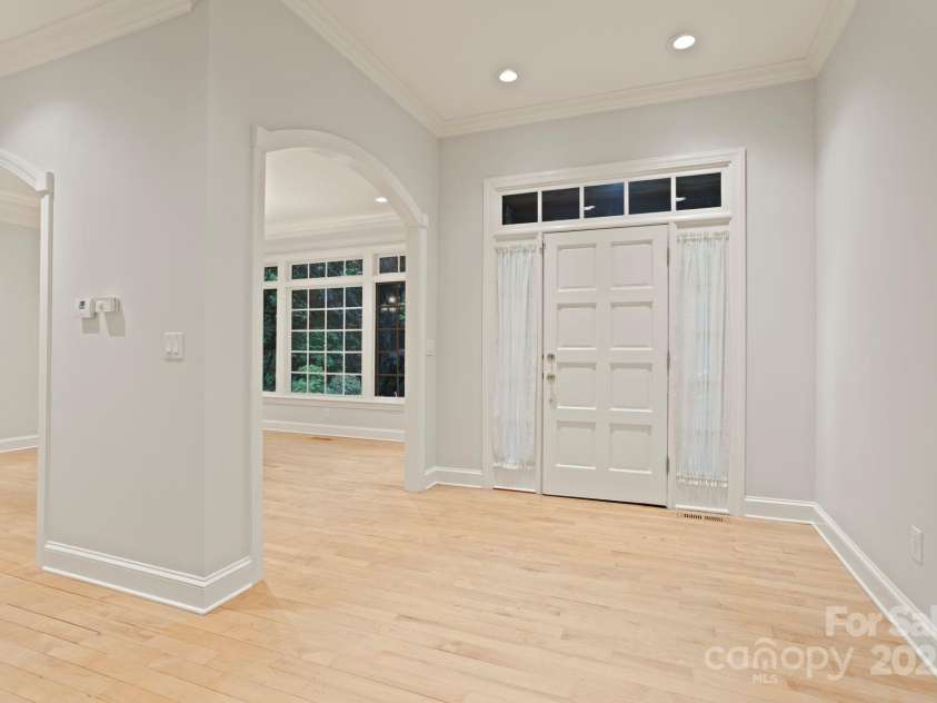 132 Berry Creek Drive, Flat Rock, NC 28731.  MLS# CAR4271420, YatesRealty ID 19919. 