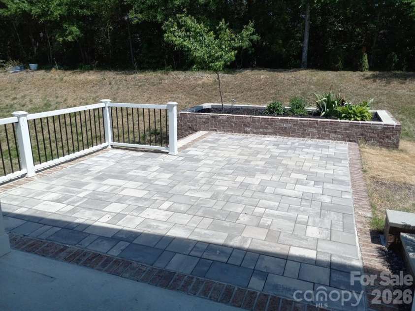 5108 Briscoe Drive, Charlotte, NC 28214.  MLS# CAR4416752, YatesRealty ID 19919. 