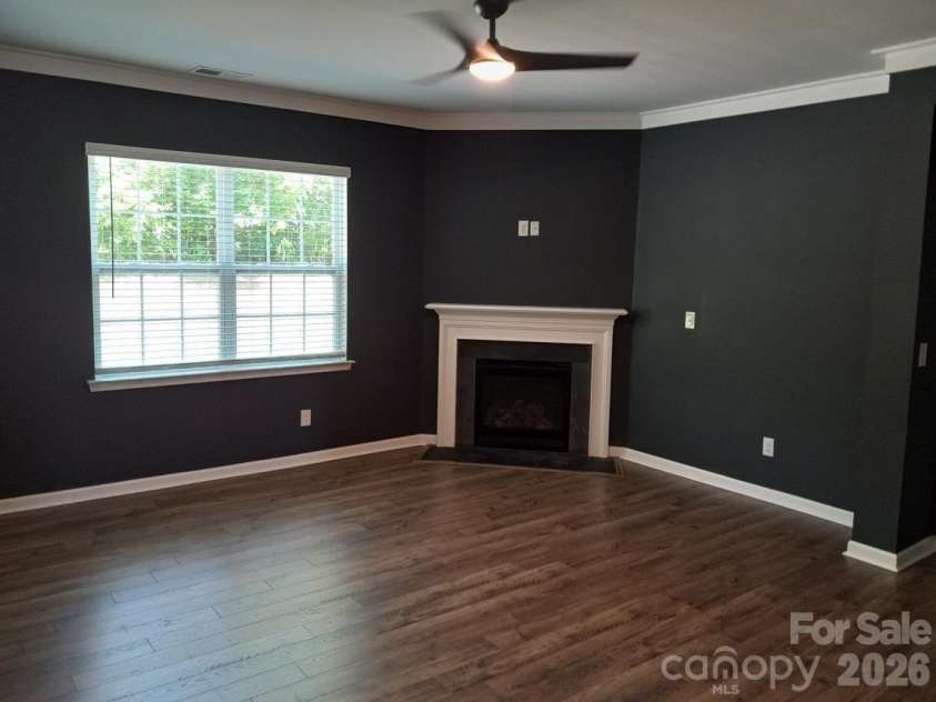 5108 Briscoe Drive, Charlotte, NC 28214.  MLS# CAR4416752, YatesRealty ID 19919. 