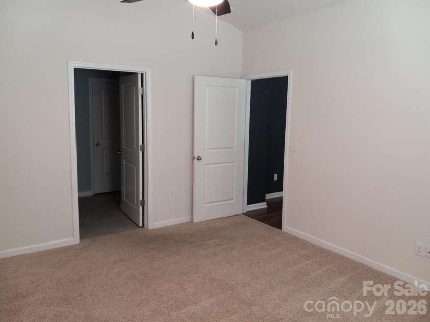 5108 Briscoe Drive, Charlotte, NC 28214.  MLS# CAR4416752, YatesRealty ID 19919. 