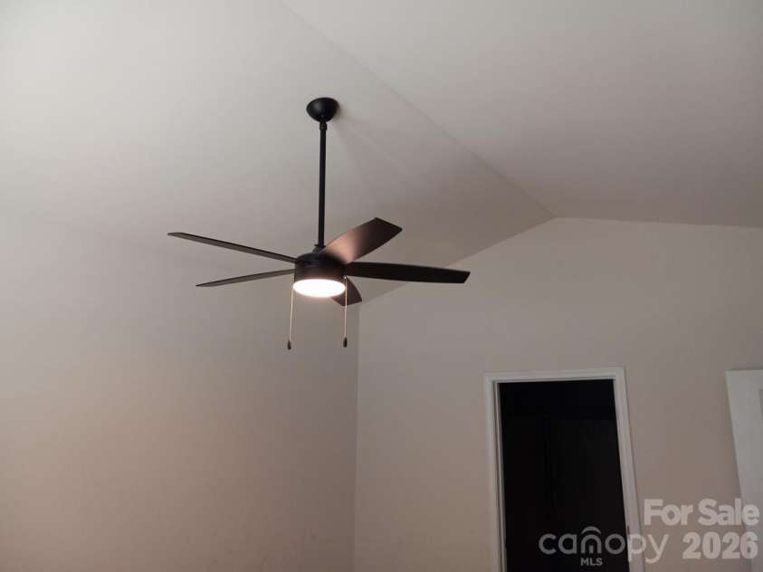 5108 Briscoe Drive, Charlotte, NC 28214.  MLS# CAR4416752, YatesRealty ID 19919. 