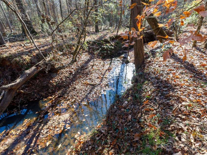 633 Weston Acres Road, Fort Lawn, SC 29714.  MLS# CAR4206008, YatesRealty ID 1992. 