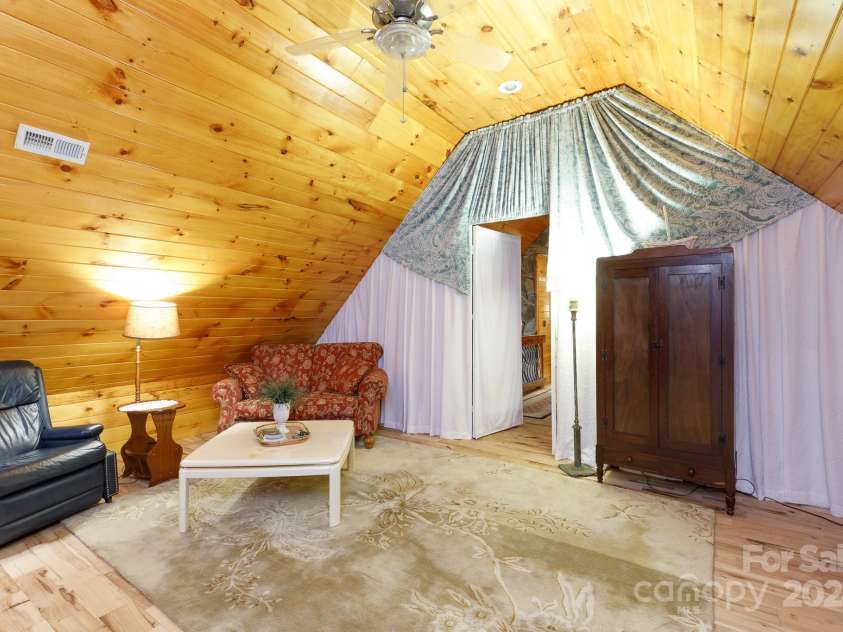 633 Weston Acres Road, Fort Lawn, SC 29714.  MLS# CAR4206008, YatesRealty ID 1992. 