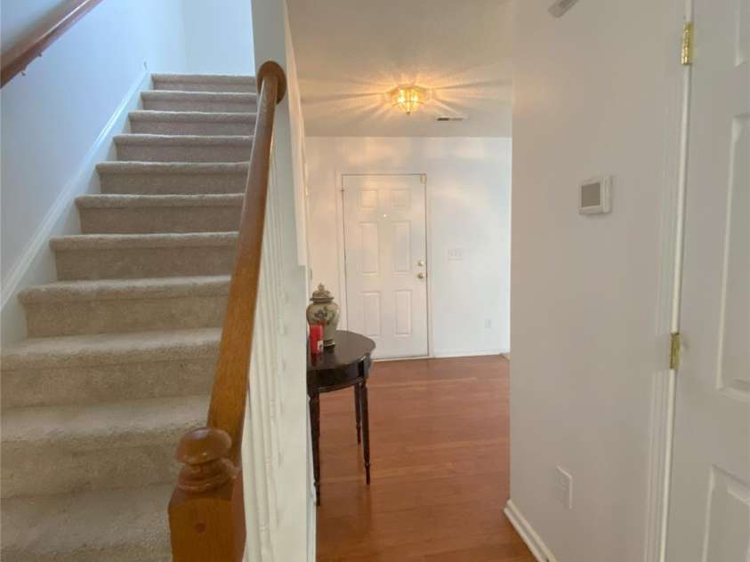 3933 Cameron Creek Drive, Matthews, NC 28105.  MLS# CAR4271452, YatesRealty ID 19921. 