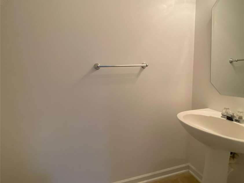 3933 Cameron Creek Drive, Matthews, NC 28105.  MLS# CAR4271452, YatesRealty ID 19921. 