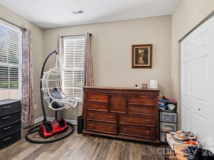 8057 Sultana Circle, Charlotte, NC 28227.  MLS# CAR4344775, YatesRealty ID 19921. 