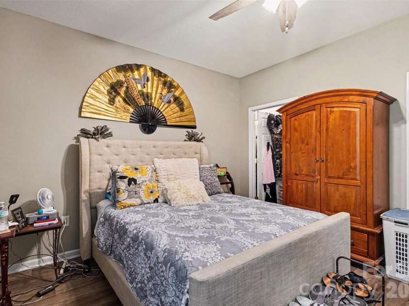 8057 Sultana Circle, Charlotte, NC 28227.  MLS# CAR4418634, YatesRealty ID 19921. 