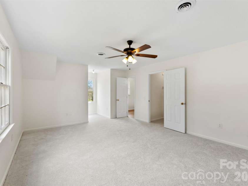 1347 Meadow Lakes Road, Rock Hill, SC 29732.  MLS# CAR4344325, YatesRealty ID 19924. 