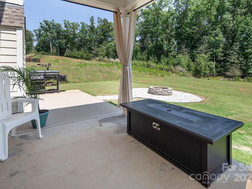 171 Old Harbor Drive, Mount Gilead, NC 27306.  MLS# CAR4269635, YatesRealty ID 19925. 