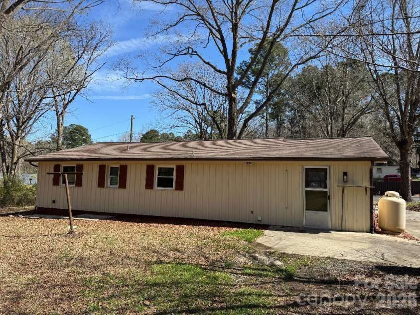 303 Green Street, Biscoe, NC 27209.  MLS# CAR4357820, YatesRealty ID 19927. Back