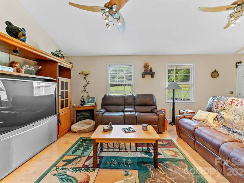 410 Lewis Drive, Rutherfordton, NC 28139.  MLS# CAR4267382, YatesRealty ID 19927. 