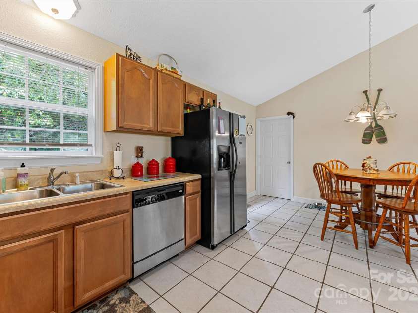 410 Lewis Drive, Rutherfordton, NC 28139.  MLS# CAR4267382, YatesRealty ID 19927. 