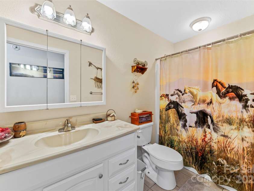 410 Lewis Drive, Rutherfordton, NC 28139.  MLS# CAR4267382, YatesRealty ID 19927. 