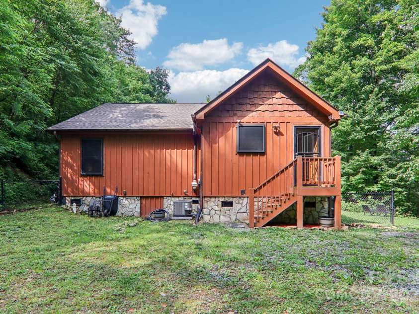 2171 Black Rock Road, Cherokee, NC 28719.  MLS# CAR4270256, YatesRealty ID 19928. Back of home