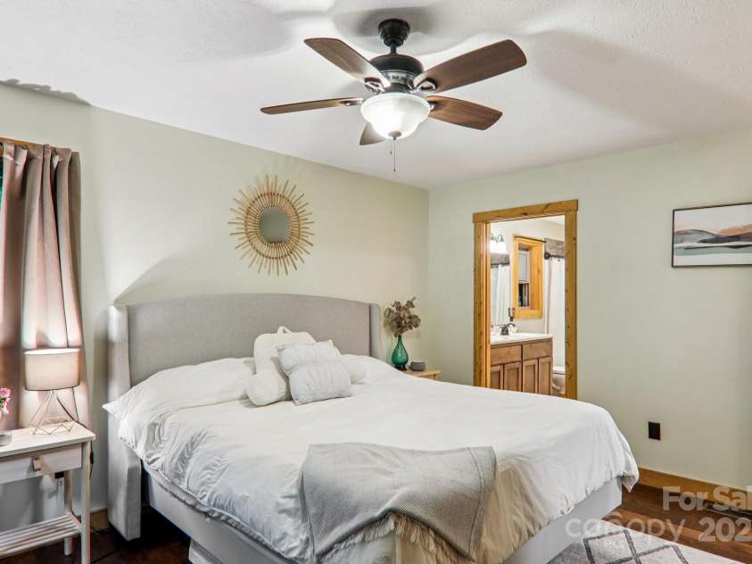 2171 Black Rock Road, Cherokee, NC 28719.  MLS# CAR4270256, YatesRealty ID 19928. Primary bedroom