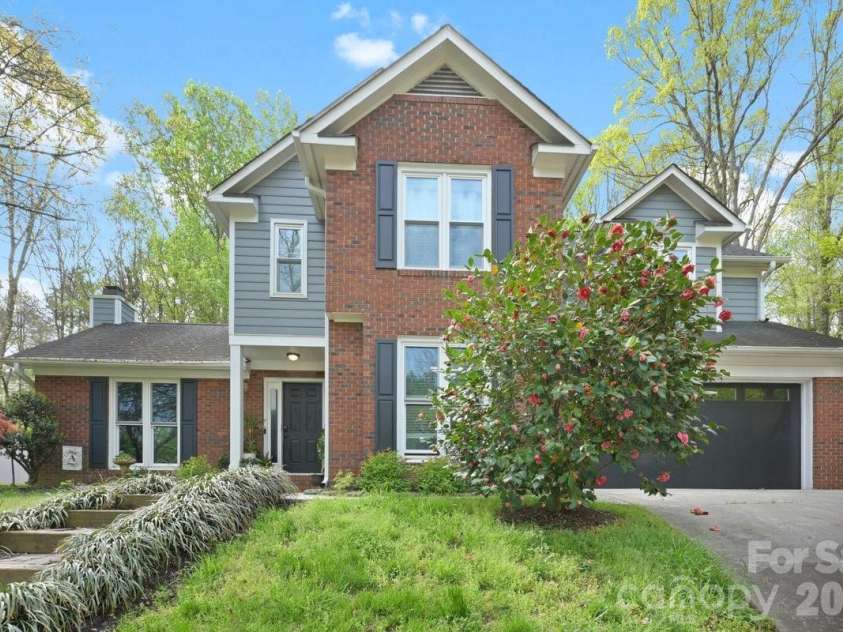 3616 Fair Oaks Place, Concord, NC 28027.  MLS# CAR4364960, YatesRealty ID 19929. 