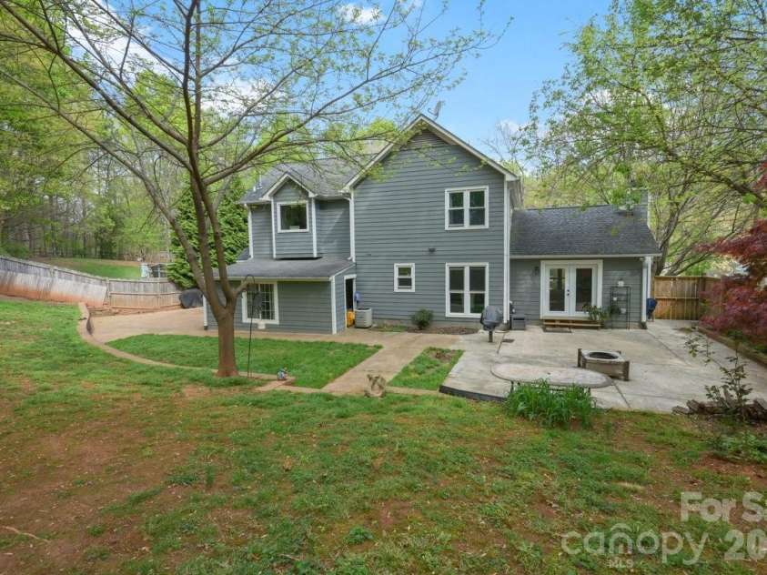 3616 Fair Oaks Place, Concord, NC 28027.  MLS# CAR4364960, YatesRealty ID 19929. 