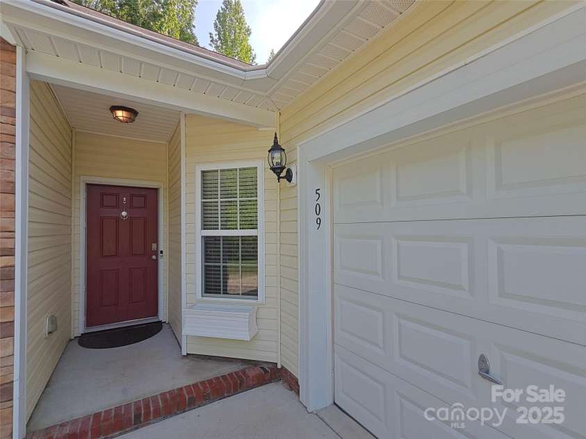 509 Settlers Grove Lane, Salisbury, NC 28146.  MLS# CAR4267311, YatesRealty ID 19930. 