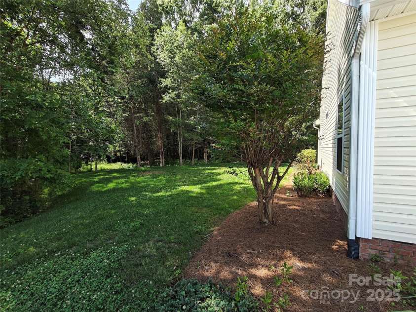 509 Settlers Grove Lane, Salisbury, NC 28146.  MLS# CAR4267311, YatesRealty ID 19930. 