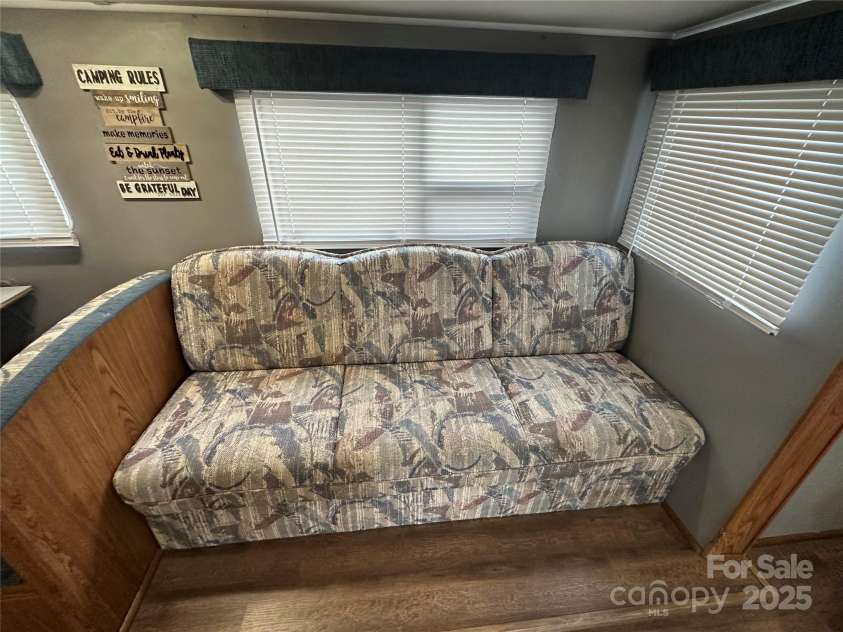 109 Pine Street, New London, NC 28127.  MLS# CAR4269459, YatesRealty ID 19931. 