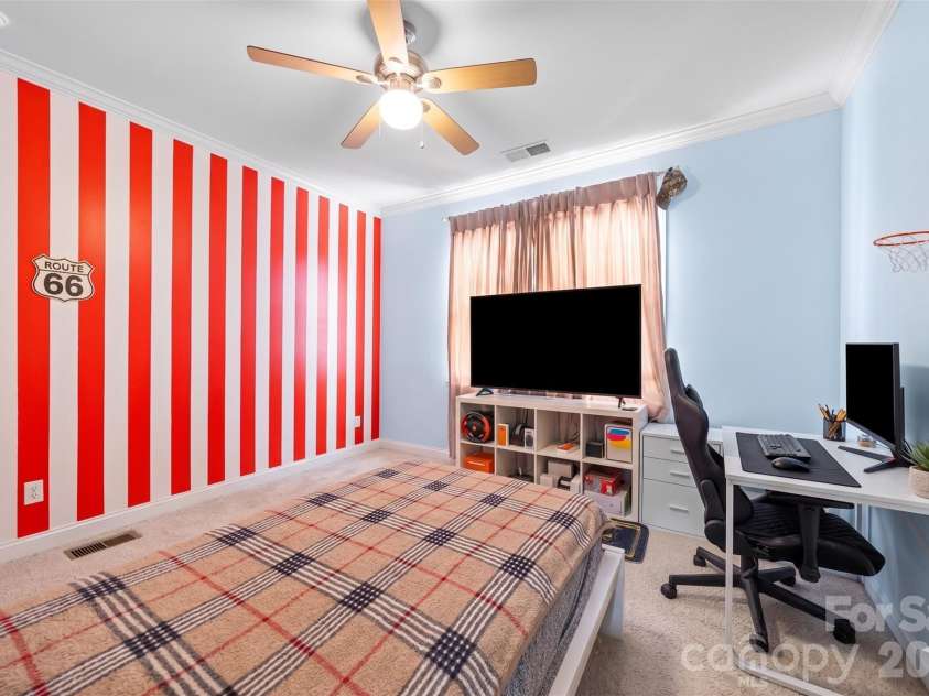 7536 Hannah Alexander Lane, Mint Hill, NC 28227.  MLS# CAR4370708, YatesRealty ID 19931. 