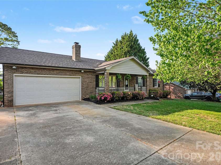 1451 31st Street Place, Conover, NC 28613.  MLS# CAR4370639, YatesRealty ID 19932. 