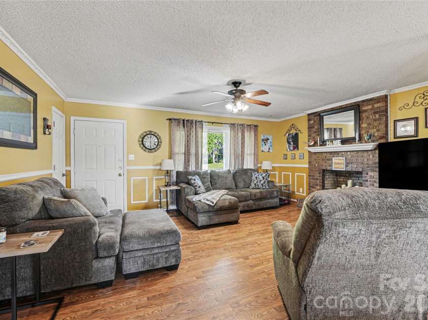 1451 31st Street Place, Conover, NC 28613.  MLS# CAR4370639, YatesRealty ID 19932. 