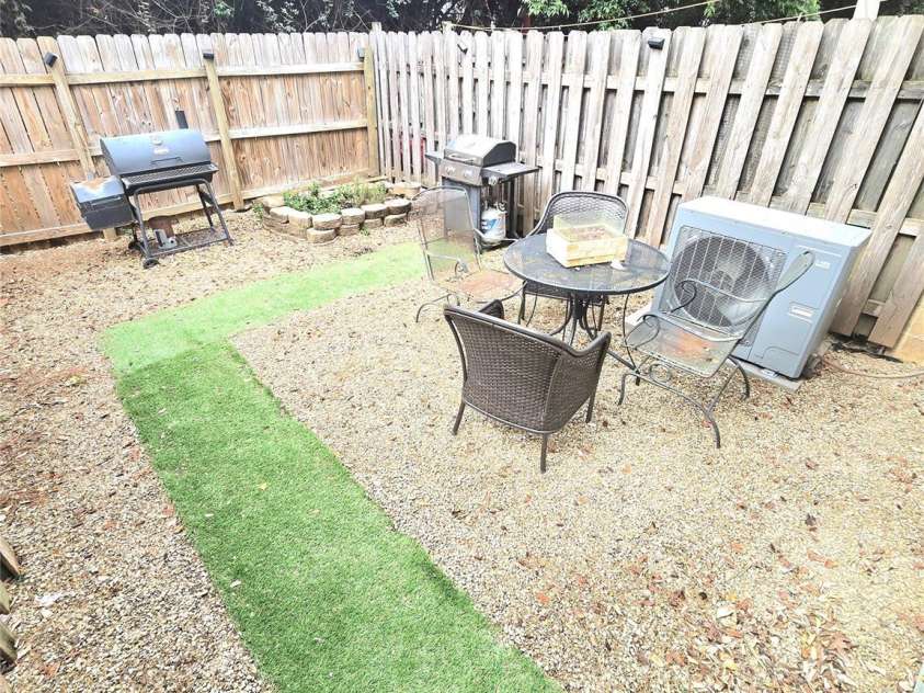9432 Lexington Circle, Charlotte, NC 28213.  MLS# CAR4371741, YatesRealty ID 19933. Patio 2