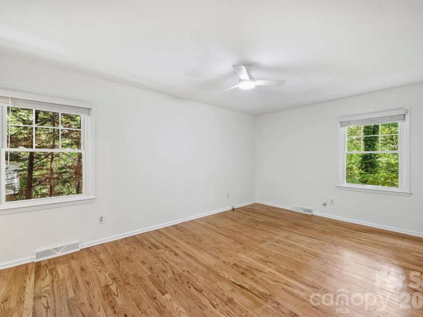 207 Byswick Place, Charlotte, NC 28270.  MLS# CAR4372139, YatesRealty ID 19934. 