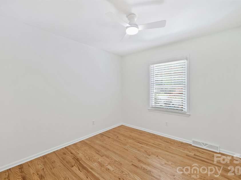 207 Byswick Place, Charlotte, NC 28270.  MLS# CAR4372139, YatesRealty ID 19934. 
