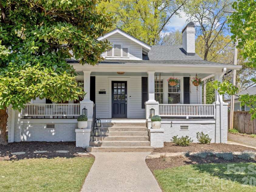 1609 Belvedere Avenue, Charlotte, NC 28205.  MLS# CAR4373497, YatesRealty ID 19935. 