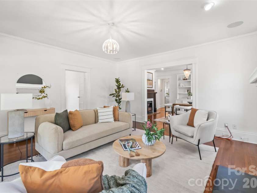 1609 Belvedere Avenue, Charlotte, NC 28205.  MLS# CAR4373497, YatesRealty ID 19935. 