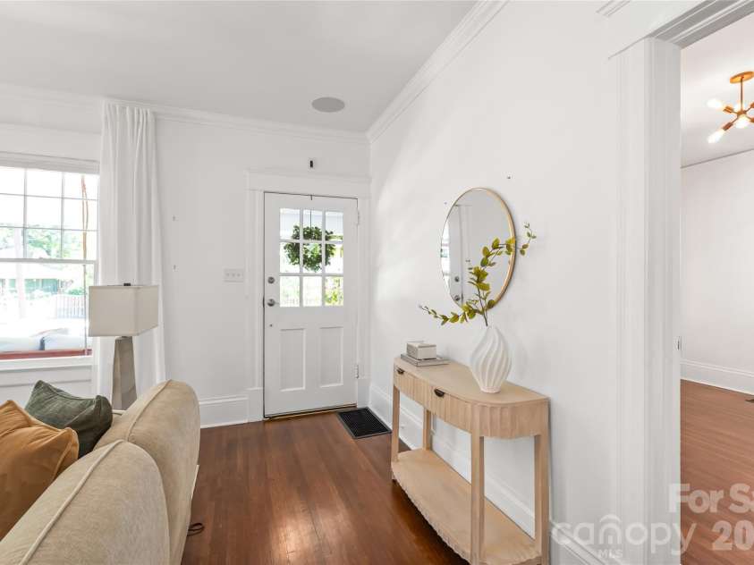 1609 Belvedere Avenue, Charlotte, NC 28205.  MLS# CAR4373497, YatesRealty ID 19935. 