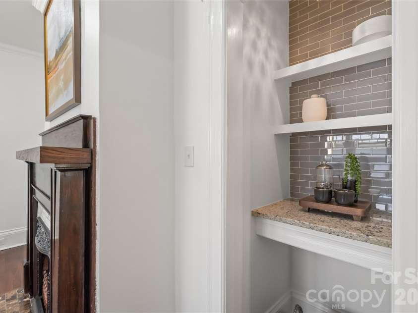 1609 Belvedere Avenue, Charlotte, NC 28205.  MLS# CAR4373497, YatesRealty ID 19935. 