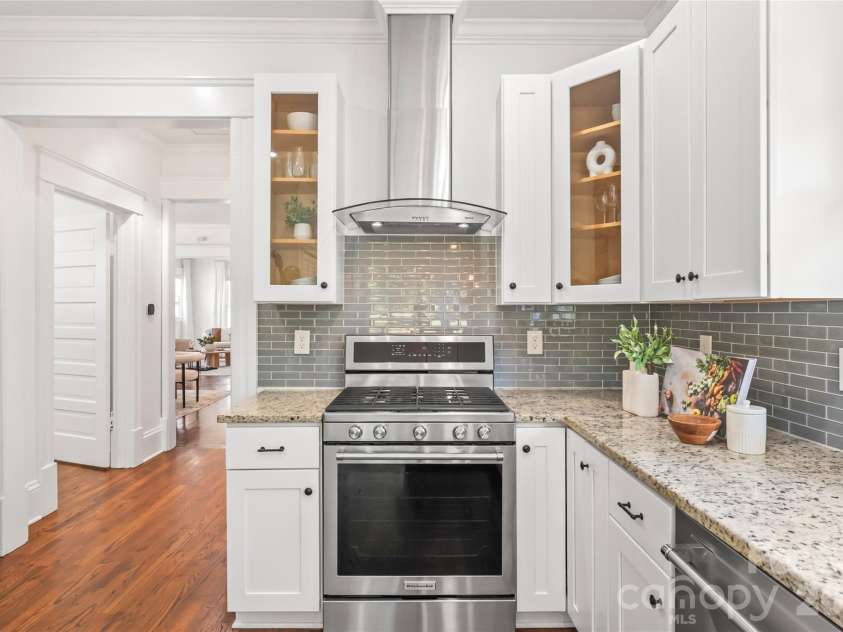 1609 Belvedere Avenue, Charlotte, NC 28205.  MLS# CAR4373497, YatesRealty ID 19935. 