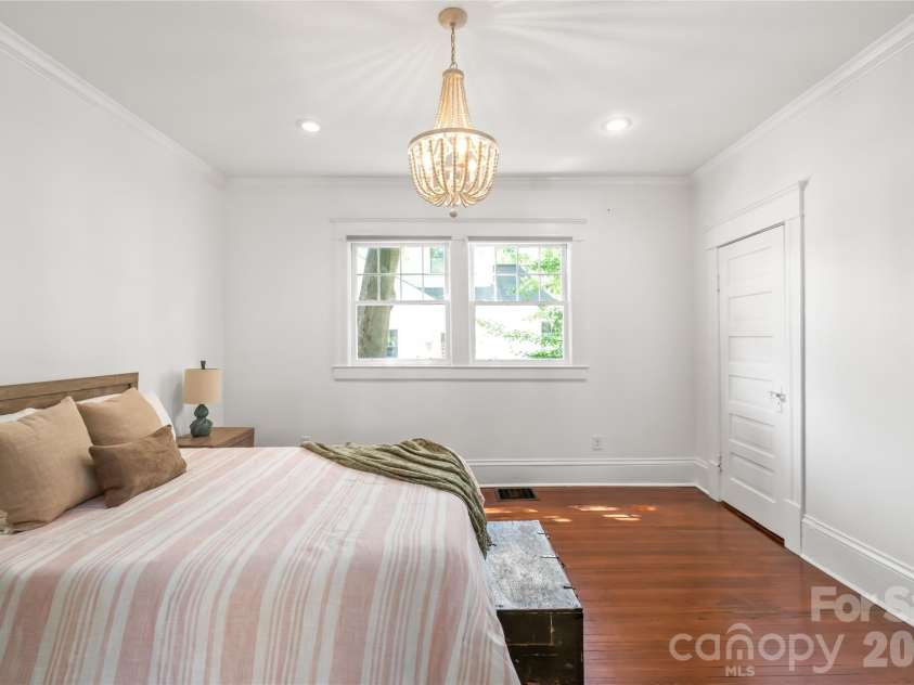 1609 Belvedere Avenue, Charlotte, NC 28205.  MLS# CAR4373497, YatesRealty ID 19935. 