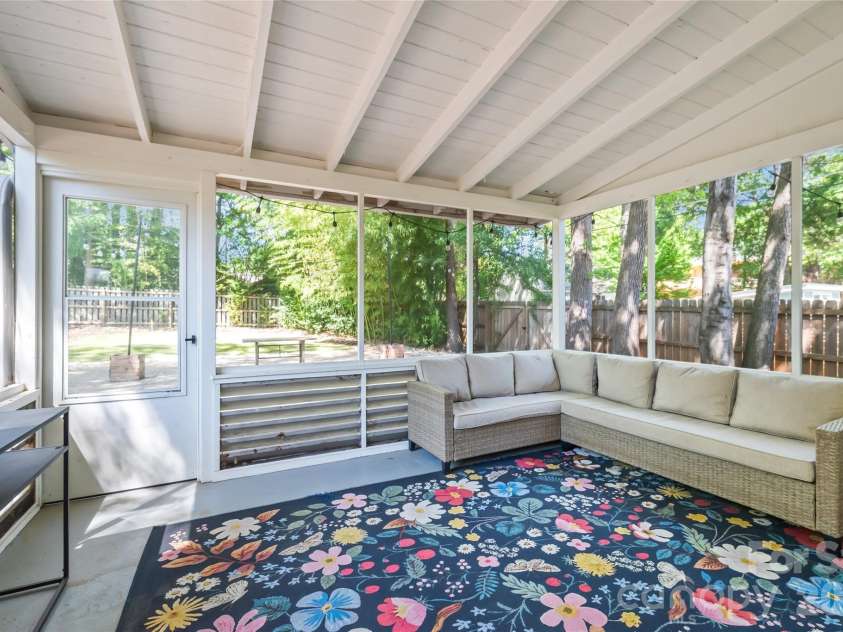 1609 Belvedere Avenue, Charlotte, NC 28205.  MLS# CAR4373497, YatesRealty ID 19935. 