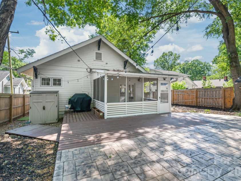 1609 Belvedere Avenue, Charlotte, NC 28205.  MLS# CAR4373497, YatesRealty ID 19935. 
