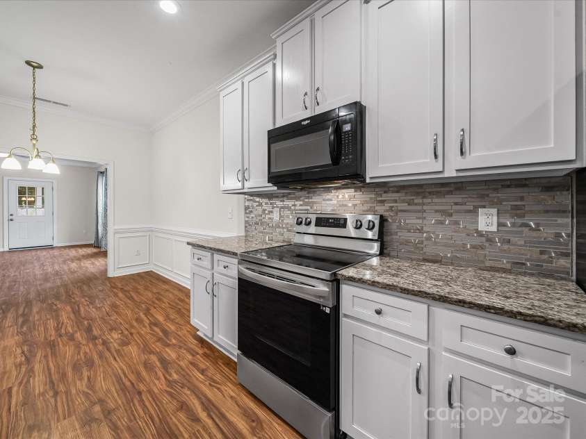 6803 Ware Road, Charlotte, NC 28212.  MLS# CAR4271279, YatesRealty ID 19935. 