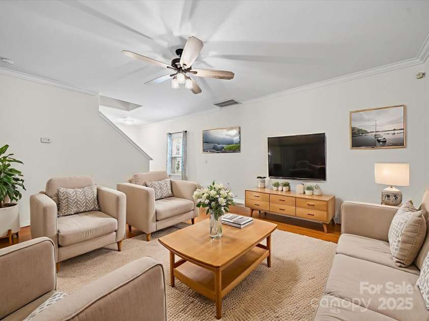 6803 Ware Road, Charlotte, NC 28212.  MLS# CAR4271279, YatesRealty ID 19935. Virtually Staged