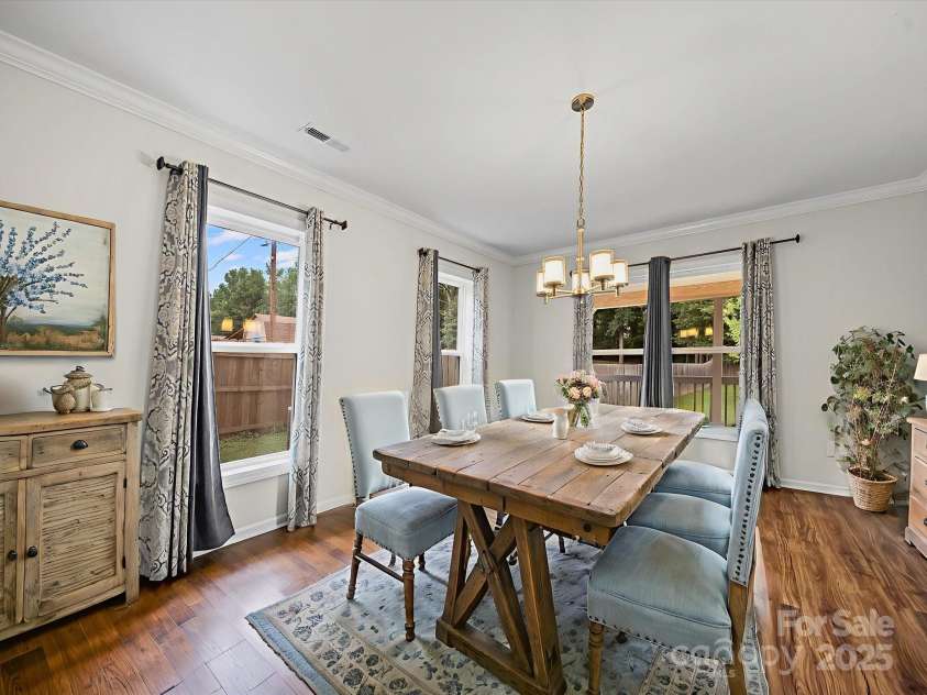 6803 Ware Road, Charlotte, NC 28212.  MLS# CAR4271279, YatesRealty ID 19935. Virtually Staged