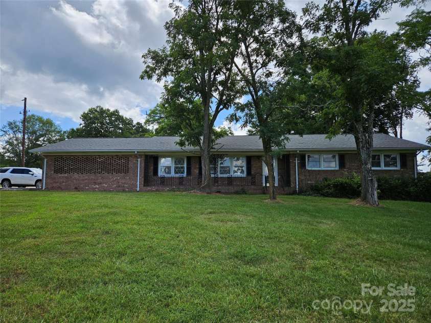 20402 Norton Road, Albemarle, NC 28001.  MLS# CAR4328992, YatesRealty ID 1994. 