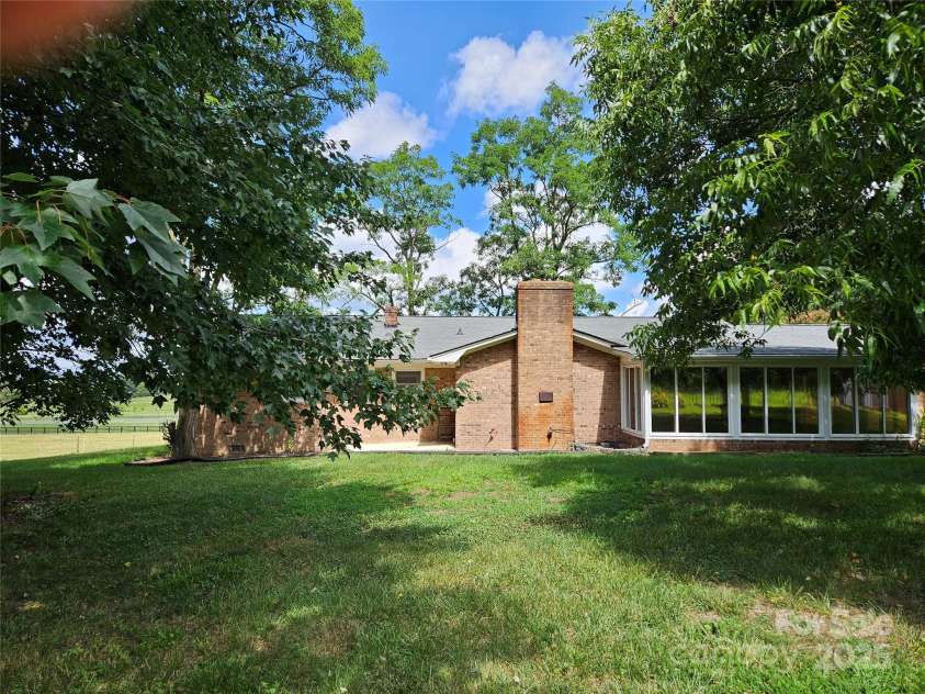 20402 Norton Road, Albemarle, NC 28001.  MLS# CAR4328992, YatesRealty ID 1994. 