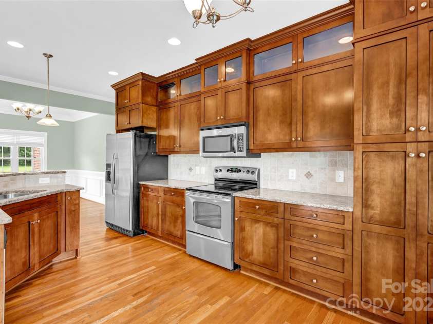 116 Postell Drive, Statesville, NC 28625.  MLS# CAR4269871, YatesRealty ID 19941. 