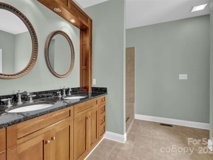 116 Postell Drive, Statesville, NC 28625.  MLS# CAR4269871, YatesRealty ID 19941. 