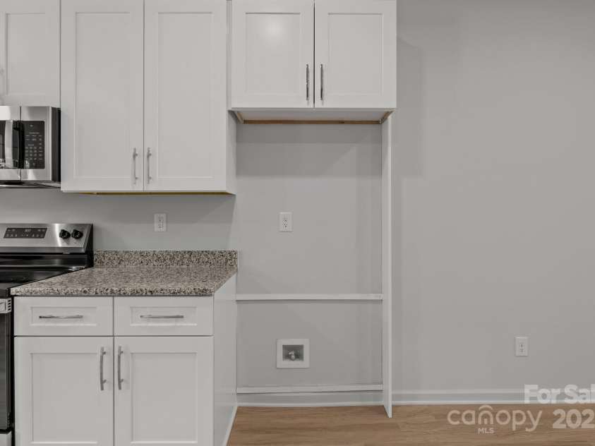 706 Live Oak Street, Shelby, NC 28150.  MLS# CAR4258050, YatesRealty ID 19942. 