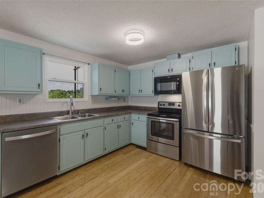 1983 Pinecrest Drive, Morganton, NC 28655.  MLS# CAR4376718, YatesRealty ID 19944. 